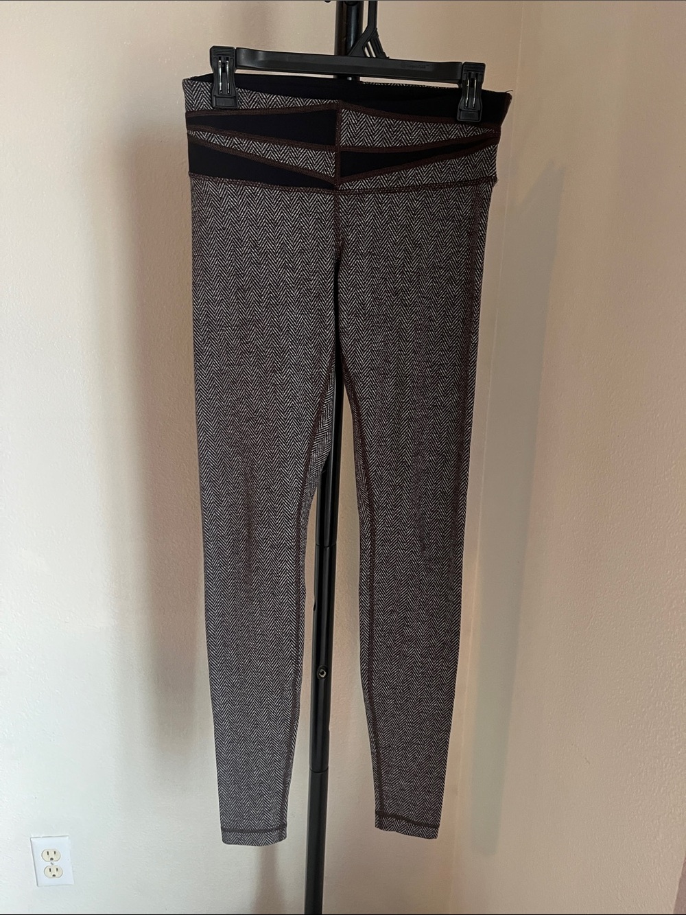 lululemon athletica Gray and Black Herringbone Leggings